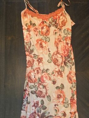 Floral Pink Maxi Dress with Lace Trim